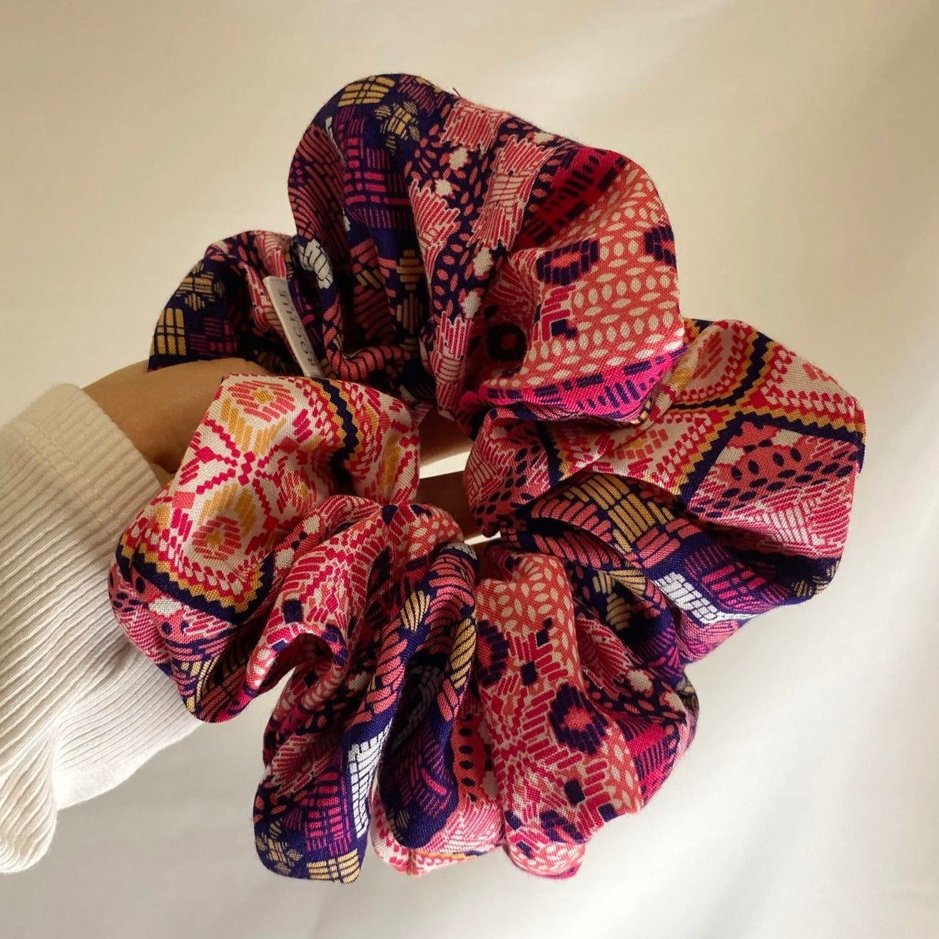 Handmade hair scrunchies | Rochie Scrunchie & Co